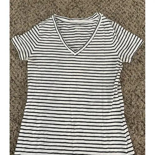 Mossimo Denim Mossimo Women's Black White Striped Tee Size Medium