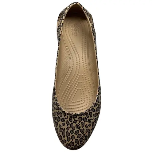 Crocs  Animal Print Black & Tan Flats Sandals Women’s Size 7 Cheetah Leopard thumbnail 15