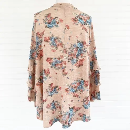Love In Floral ruffle sleeve tunic blouse Size Medium