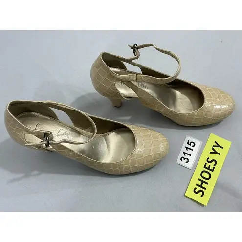 Sam & Libby Womans Slelliance Beige Size 8 m Heel Ankle Buckle Shoes