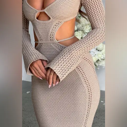 Babyboo NEW Nadine Crochet Maxi Dress Size Medium Beige Khaki Tan