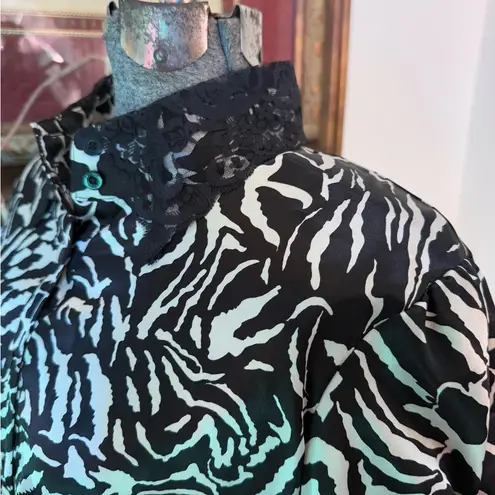 Bisou Bisou Animal Print Dress With Lace Collar and Trim ~ Size PXL 💚🍄