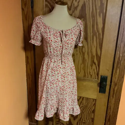 Monteau feminine floral ruffled dress