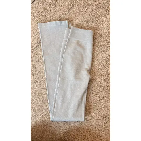 Fabletics  Cloud Seamless High-Waisted Split Flare Light Heather Grey Size S