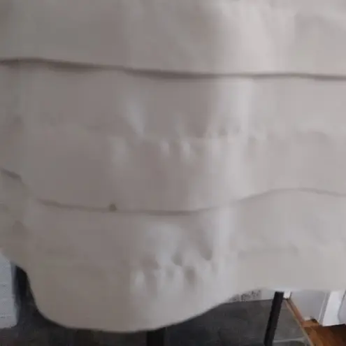 United Colors Of Benetton Stile Benetton ruffled layered neutral top