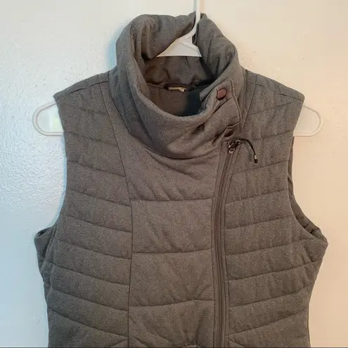 CALIA Asymmetric High Collar Quilted Vest Gray