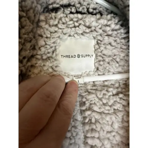 Thread & Supply White Sherpa Zip Vest Women’s Size Large Cozy Outerwear