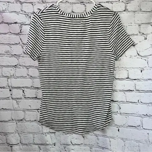 Marled Essentials Women’s White and Navy Striped Basic Tee Size Medium Blue
