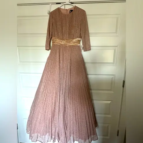 Mac Duggal Shimmering Pleated A-Line 3/4 Sleeve Rose Gold Ballgown NWT