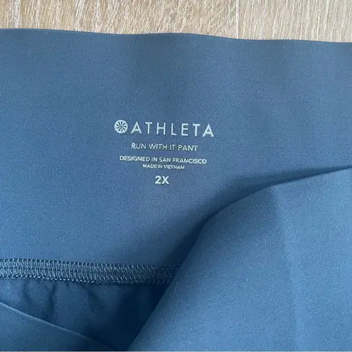 Athleta  Run with it Pant in navy