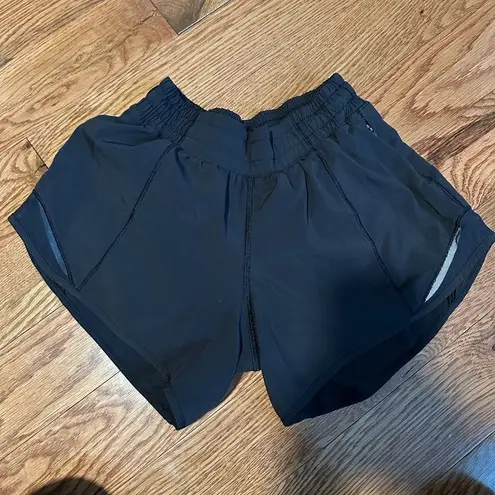 Lululemon  hotty hot short