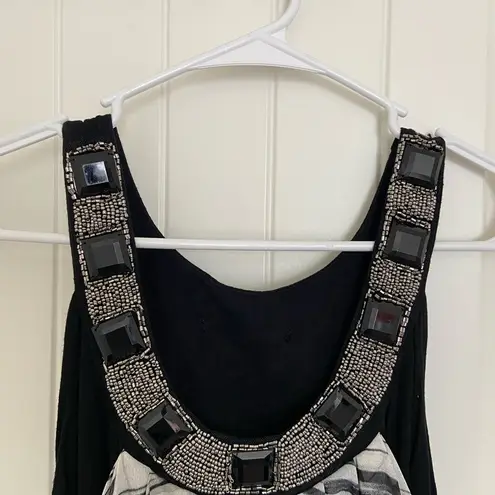 EUC Women’s white black beaded jewel neck loose layered tank blouse medium/large