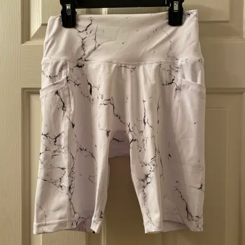 Buffbunny Limitless Biker Short High Rise 7” Size Medium Marble White