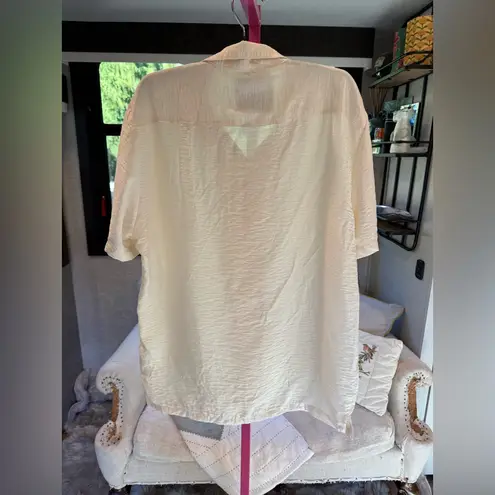 Cactus Man Women's Ivory Button