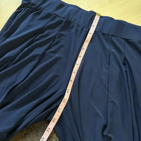 Norma Kamali Low Rise Pleated Trouser Pants Size Medium In True Navy NWT