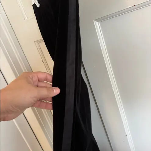 Escada Couture black velvet pants size 36 (US 6 or small)
