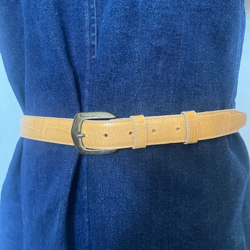 BYBLOS Leather Brass Buckle Womens Belt Sz EU 95 Medium Yellow Italy Adjustable