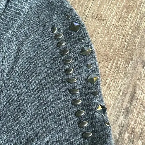 Rock & Republic  Grey Leopard Sweater with Studded Sleeves