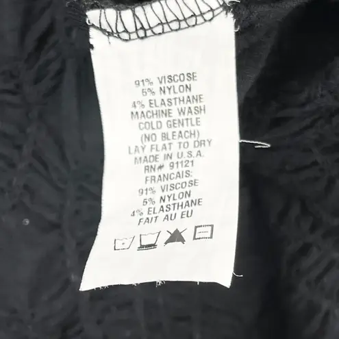 Snoskins Womens Crinkle Top M Black Textured USA Stretchy Packable Travelcore Size M