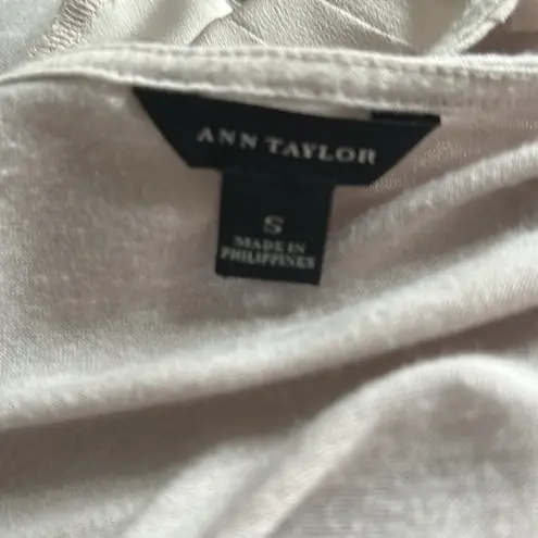 Ann Taylor  Taupe Pleated Short Sleeved Top sz S - Image 6