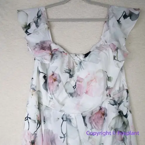 City Chic New! Trendy Plus Size Heartbreaker Floral Maxi Dress, size 22