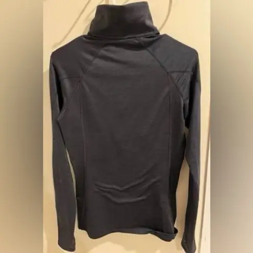 Under Armour  Size Medium Black Quarter Zip Mock Neck Long Sleeve Athletic