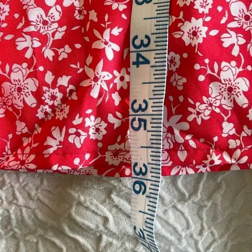 NWT Made With Love ❤️Baby Doll Dress. Size Large. Floral Red