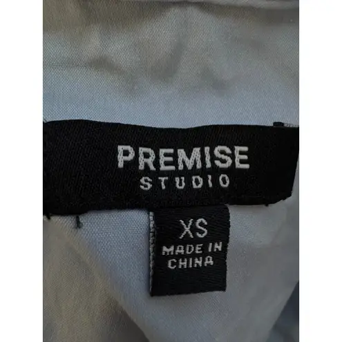 Premise Studio Sleeveless Light Blue Button-Down Blouse – Size XS