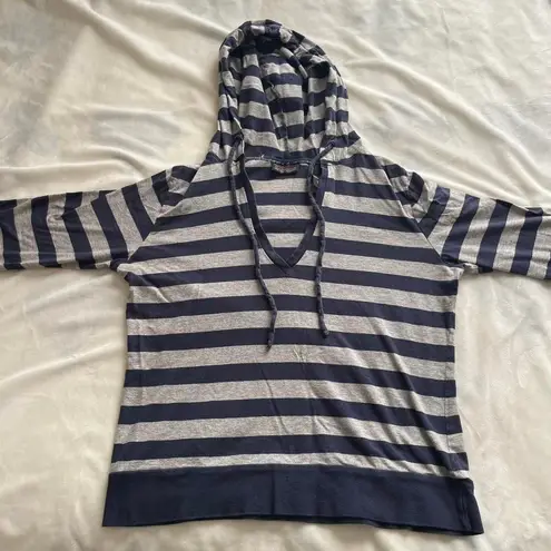 Vintage Y2K New York & Company Sport navy and grey striped hoodie tshirt medium Gray