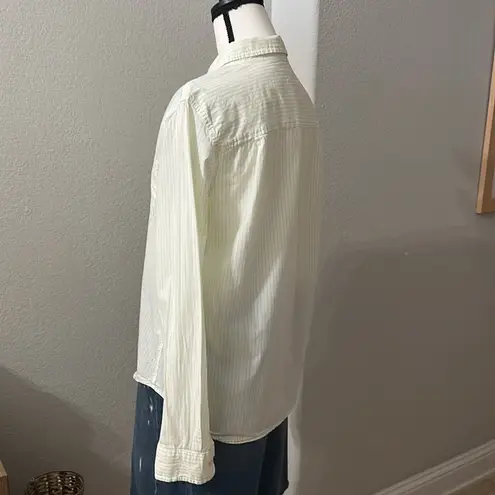 Gap -Button-Down Shirt EUC