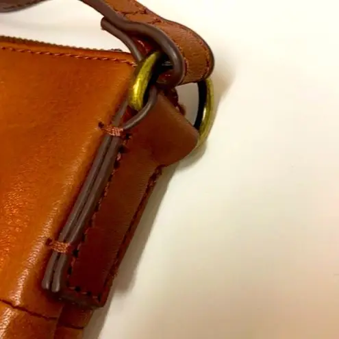 Margot Cognac slim Crossbody purse A27 Brown