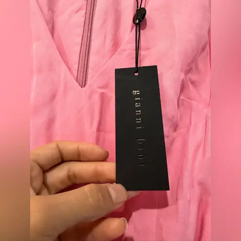 Gianni Bini  Pink Romper Sz 2 NWT Flirty Feminine One Piece Outfit