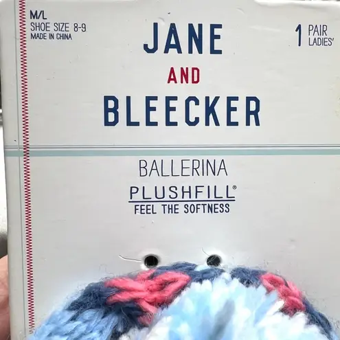 Jane & Bleecker Knit Cat Face Slippers Pom