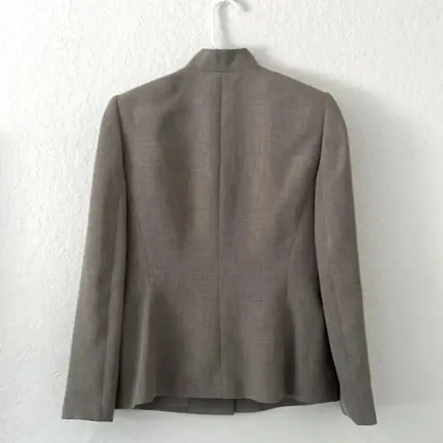 Le Suit Neutral blazer size 8 button down blazer built in shoulder pads