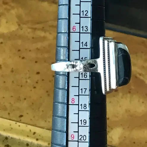 White Buffalo Sterling Silver Ring Size 7 Black