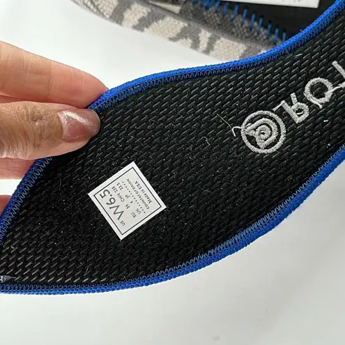 Rothy’s Womens The Point Gray Zebra Pointed Flats Shoes Size W6.5