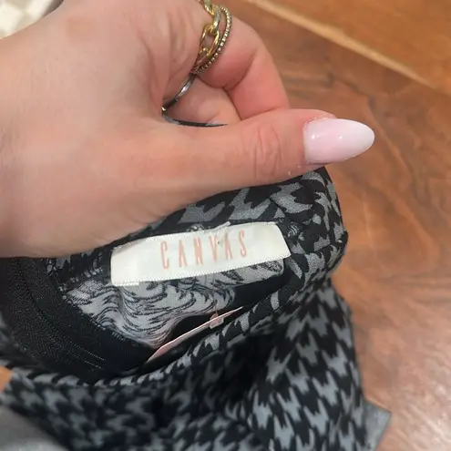 Stylish Black and grey Houndstooth Women's Pants