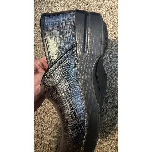 Dansko Clogs Professional Linen Patent Sz 36 (5.5) Black Metallic Rainbow Work