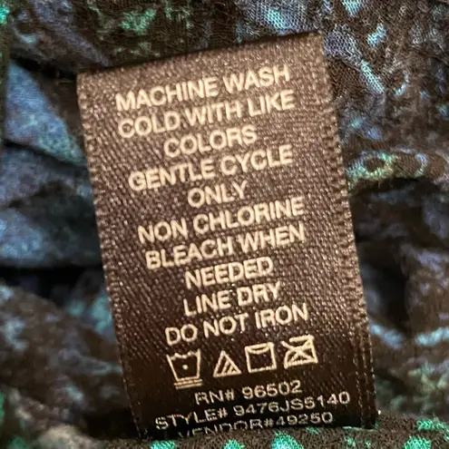 BKE blue multipatterned button down long sleeve top / L / Excellent condition - Image 12