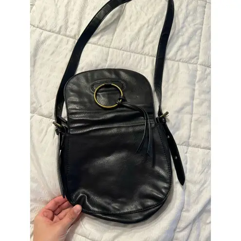 G.H. Bass & Co. Black Crossbody Bag Bronze Accent Tassle Boho Bohemian