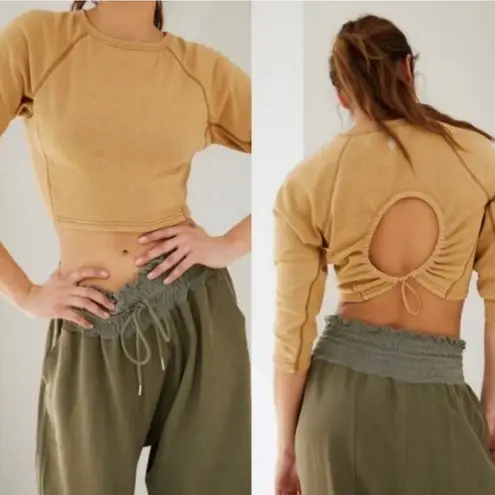 Free People  FP Movement Circle Back Crop Top Sweatshirt in Burnt Gold, Size M, NWT