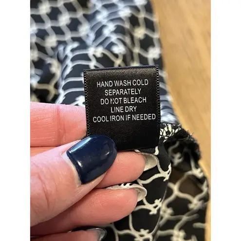 Pleione Blouse size medium Lightweight Career Professional Modern Designer