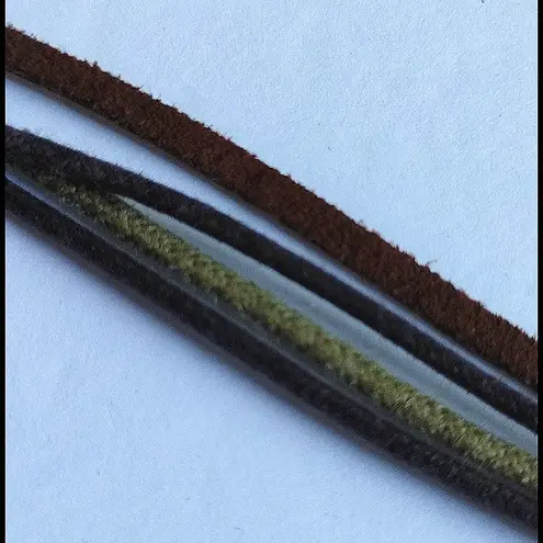 Leather Strand with Faux Fur Pendant Necklace Set Brown