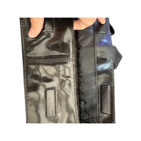 Anne Klein  Women's Black Patent Leather Wristlet Clutch Bag Y2K 2000s