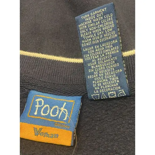 Pooh Woman Tigger Flies A Kite Sweatshirt Graphic V