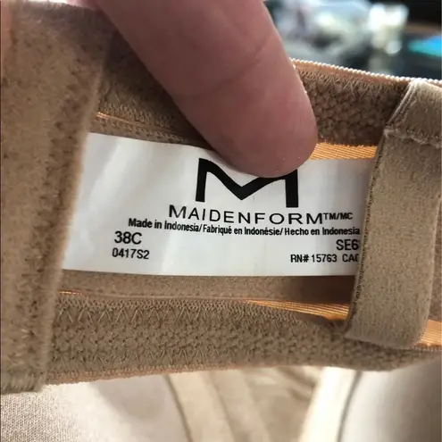 Maidenform stay put strapless size 38C