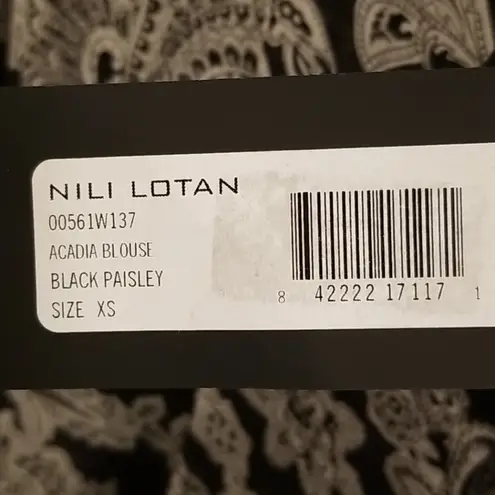 💕NILI LOTAN💕 Acadia Silk Blouse ~ Black Paisley Size XS
