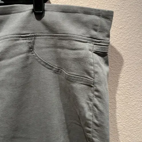 Terra & Sky New Women’s 5X Gray Mid Rise Jeggings NWT