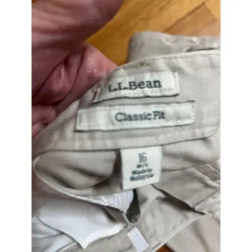 L.L.Bean Classic Fit Khaki Pants Chinos 16 M/T Adjustable Waist Tan