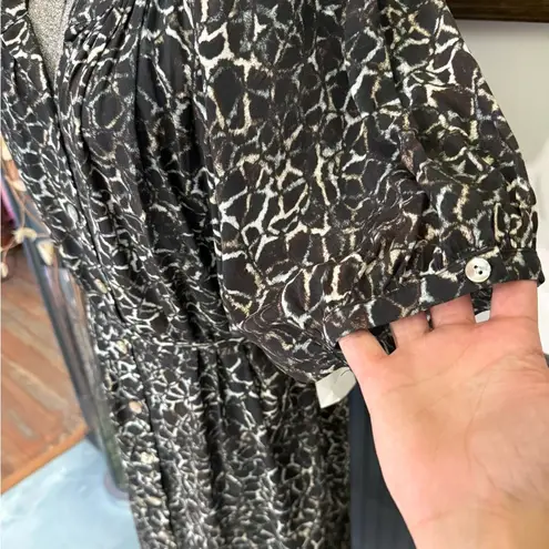 Karen Kane NWT Mother Of Pearl Button Front Abstract Print Dress ~ Sz Medium 💚🍄